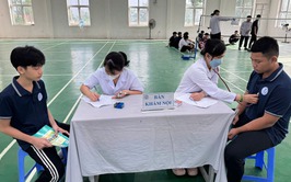 Bệnh viện đa khoa Mê Linh khám sức khỏe cho học sinh