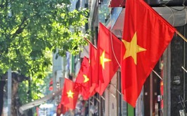 Thông báo về việc treo cờ Tổ quốc nhân dịp Kỷ niệm 71 năm Ngày giải phóng Thủ đô (10/10/1954-10/10/2025) và chào mừng chào mừng Đại hội Đảng bộ thành phố Hà Nội lần thứ XVIII