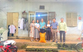 Tấm lòng thiện nguyện lan tỏa giá trị nhân văn của Chủ nhiệm CLB Dân ca xã Tiến Thắng