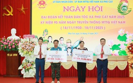 Phú Cát chăm lo đời sống nhân dân qua Ngày hội Đại đoàn kết toàn dân tộc 18/11