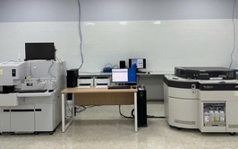 BVĐK Thường Tín đưa hệ thống máy xét nghiệm sinh hóa thế hệ mới vào vận hành đáp ứng nhu cầu người bệnh