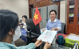 Nữ chuyên viên hành chính công tận tụy, góp phần đưa dịch vụ công đến gần Nhân dân xã Thạch Thất