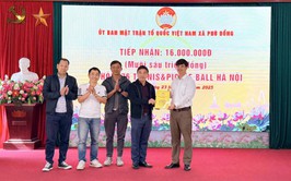 Xã Phù Đổng: Chia sẻ khó khăn với đồng bào bị ảnh hưởng mưa, lũ