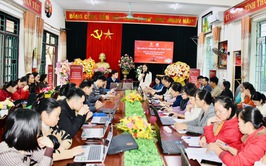 UBND xã Ứng Hòa tổ chức tập huấn kiến thức chuyên sâu về chuyển đổi số cho đội ngũ giáo viên trường Tiểu học và THCS Đông Lỗ.