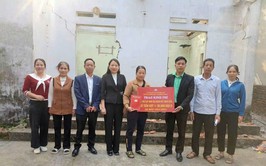 Hội nông dân xã Quảng Oai tăng cường hỗ trợ hội viên khó khăn xây dựng nhà ở và phát triển sinh kế