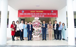 Trạm Y tế xã Gia Lâm khai trương phòng tiêm chủng vắc xin và  khám, chữa bệnh bằng y học cổ truyền