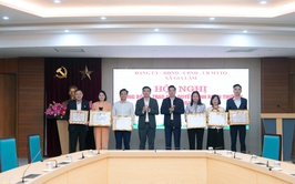 Hội nghị tổng kết công tác năm 2025 của thành phố: Gia Lâm có 7 tập thể, 4 cá nhân được nhận bằng khen