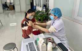 Xã Hồng Sơn đạt trên 99% trẻ trong độ tuổi được uống bổ sung Vitamin A