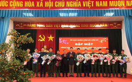 UBND xã Liên Hà tổ chức gặp mặt công dân lên đường nhập ngũ vào Quân đội và Công an Nhân dân năm 2025.