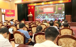 Thành ủy Hà Nội quán triệt, triển khai Kế hoạch tổ chức Đại hội đảng bộ các cấp tiến tới Đại hội đại biểu Đảng bộ thành phố Hà Nội lần thứ XVIII nhiệm kỳ 2025-2030 và Hướng dẫn sắp xếp cán bộ khi sắp xếp, tổ chức lại ĐVHC