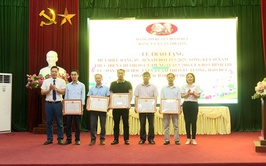 Đảng ủy xã An Thượng tổ chức hội nghị tổng kết 10 năm thực hiện Chỉ thị số 05-CT/TW của Bộ Chính trị về đẩy mạnh học tập và làm theo tư tưởng, đạo đức, phong cách Hồ Chí Minh