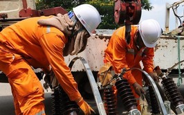 Từ ngày 10/5/2025, tăng mức giá điện bán lẻ bình quân lên hơn 2.204 đồng/kWh