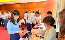 Quản lý thị trường thành phố Hà Nội tổ chức hội thảo phân biệt hàng thật, hàng giả
