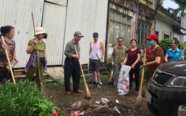 Các Tổ dân phố và Nhân dân trên địa bàn phường Việt Hưng tổ chức tổng vệ sinh môi trường