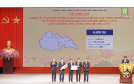 Cán bộ, Đảng viên và nhân dân xã Hưng Đạo tham dự hội nghị trực tuyến Lễ công bố các Nghị quyết, các Quyết định về sắp xếp đơn vị hành chính cấp Xã