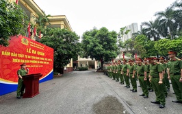 Công an phường Hà Đông ra quân bảo đảm Trật tự an toàn giao thông, trật tự đô thị trên địa bàn