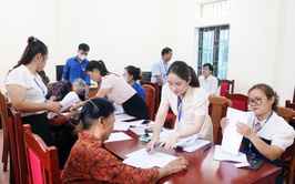 Xã Hòa Phú: Hướng dẫn, tiếp nhận hồ sơ trợ cấp hưu trí xã hội theo Nghị định 176 của  Chính Phủ.