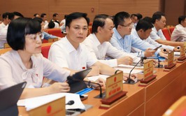 Hà Nội thông qua nghị quyết hỗ trợ bữa ăn bán trú cho học sinh tiểu học