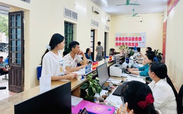 Điểm phục vụ hành chính công xã Phú Nghĩa tiếp nhận 269 hồ sơ hành chính trong ngày 16/7

