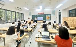 TRƯỜNG TIỂU HỌC HẠ YÊN QUYẾT TỔ CHỨC TẬP HUẤN VỀ CÔNG NGHỆ THÔNG TIN VÀ TRÍ TUỆ NHÂN TẠO