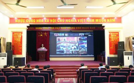 Đồng chí Chủ tịch UBND thành phố Hà Nội chủ trì cuộc họp về việc tăng cường chất lượng vệ sinh môi trường trên địa bàn thành phố