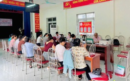 Đảm bảo hiệu quả hoạt động các điểm giao dịch NHCSXH Đan Phượng sau sáp nhập đơn vị hành chính