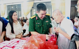 Xã Thạch Thất: tổ chức hoạt động khám, cấp phát thuốc miễn phí cho Thương, bệnh binh nhân dịp kỷ niệm 78 năm Ngày Thương binh - Liệt sĩ (27/7/1947 – 27/7/2025)