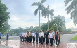 Phường Cầu Giấy tổ chức lễ dâng hương tri ân các anh hùng liệt sỹ nhân dịp kỷ niệm 78 năm ngày Thương binh - Liệt sỹ (27/7/1947 – 27/7/2025)