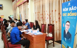 Hơn 100 đoàn viên thanh niên xã đảo Minh Châu được tư vấn, hướng nghiệp