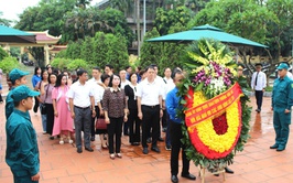 PHƯỜNG VĨNH TUY TỔ CHỨC LỄ DÂNG HƯƠNG NHÂN KỶ NIỆM 78 NĂM NGÀY THƯƠNG BINH LIỆT SĨ (27/71947-27/7/2025)