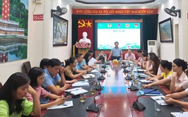 Ngân hàng CSXH Sơn Tây ký hợp đồng ủy thác vay vốn với các tổ chức chính trị - xã hội trên địa bàn phường