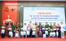 Chủ tịch Hội Liên hiệp Phụ nữ Việt Nam – Nguyễn Thị Tuyến thăm và tặng quà Mẹ Việt Nam anh hùng, nữ thương binh, bệnh binh, thân nhân liệt sĩ phường Chương Mỹ