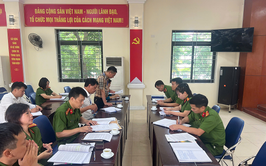 Đội CC&CNCH khu vực số 13 triển khai hướng dẫn UBND các phường Thanh Xuân, Khương Đình, Phương Liệt thẩm quyền quản lý trong công tác PCCC