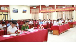 Xã Minh Châu họp triển khai công tác phòng thủ dân sự và ứng phó bão số 3