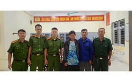 Biểu dương hành động đẹp của Công an xã trong mưa bão