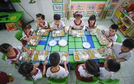 Đánh giá ATTP để  tổ chức bữa ăn bán trú trên địa bàn phường