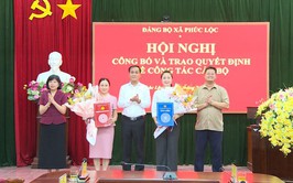 Thường trực Đảng uỷ xã Phúc Lộc tổ chức Hội nghị trao quyết định về công tác cán bộ