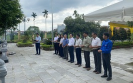 Xã Tiến Thắng trang trọng tổ chức lễ viếng nghĩa trang liệt sĩ nhân kỷ niệm 78 năm Ngày Thương binh - Liệt sĩ (27/7/1947 – 27/7/2025)