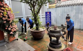 Tuổi trẻ phường Đống Đa ra quân vệ sinh môi trường, làm đẹp cảnh quan các nhà bia tưởng niệm liệt sĩ trên địa bàn