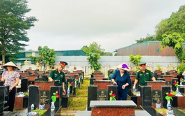 UBMTTQ Việt Nam xã Quốc Oai ra quân vệ sinh môi trường, chỉnh trang khu vực Nghĩa trang liệt sĩ nhân dịp kỷ niệm 78 năm Ngày Thương binh - Liệt sĩ