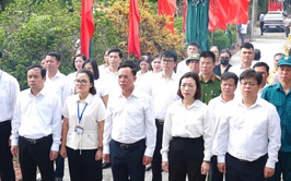Viếng nghĩa trang liệt sĩ nhân kỷ niệm 78 năm ngày thương binh liệt sỹ (27/7/1947-27/7/2025)