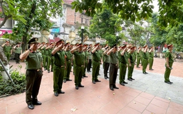 Công an phường Thanh Xuân tổ chức dâng hương tưởng niệm các Anh hùng liệt sỹ.