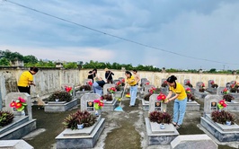 Ủy ban Mặt trận Tổ quốc Việt Nam xã An Khánh đồng loạt tổ chức hoạt động tri ân liệt sĩ tại 5 nghĩa trang liệt sĩ trên địa bàn
