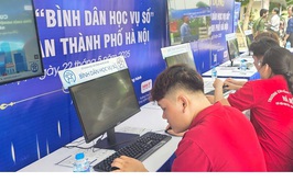 Hà Nội triển khai Chiến dịch “45 ngày đêm” hỗ trợ chuyển đổi số tại 126 xã, phường