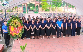 TRƯỜNG TH&THCS NEWTON 5 TỔ CHỨC LỄ DÂNG HƯƠNG TRI ÂN NHÂN KỶ NIỆM 78 NĂM NGÀY THƯƠNG BINH - LIỆT SĨ (27/7/1947 – 27/7/2025)
