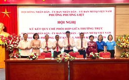 Thường trực HĐND - UBND - Ủy ban MTTQ Việt Nam                                phường Phương Liệt ký kết Quy chế phối hợp công tác