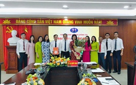 Đại hội Chi bộ Văn phòng Đảng uỷ phường Việt Hưng lần thứ I, nhiệm kỳ 2025-2030