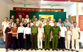 Công bố Quyết định thành lập Chi hội Cựu Công an nhân dân phường Phú Lương