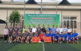 Phường Phú Lương tổ chức giao hữu bóng đá chào mừng Đại hội Đảng bộ phường lần thứ I, nhiệm kỳ 2025 – 2030