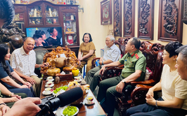 LÃNH ĐẠO CÔNG AN THÀNH PHỐ HÀ NỘI VÀ LÃNH ĐẠO PHƯỜNG KIM LIÊN THĂM HỎI THƯƠNG BINH NGUYỄN NGỌC NĂM NHÂN KỶ NIỆM 78 NĂM NGÀY THƯƠNG BINH – LIỆT SĨ